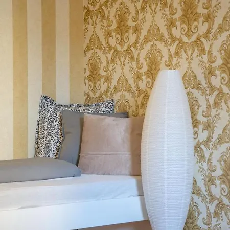 Luxury Downtown By Anna *