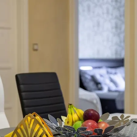 Lägenhet Luxury Downtown By Anna