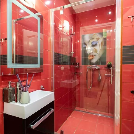 Luxury Downtown By Anna * Budapest