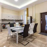 شقة Luxury Downtown By Anna بودابست